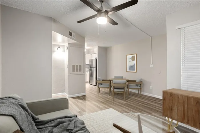 Rise on Cave Creek Apartments