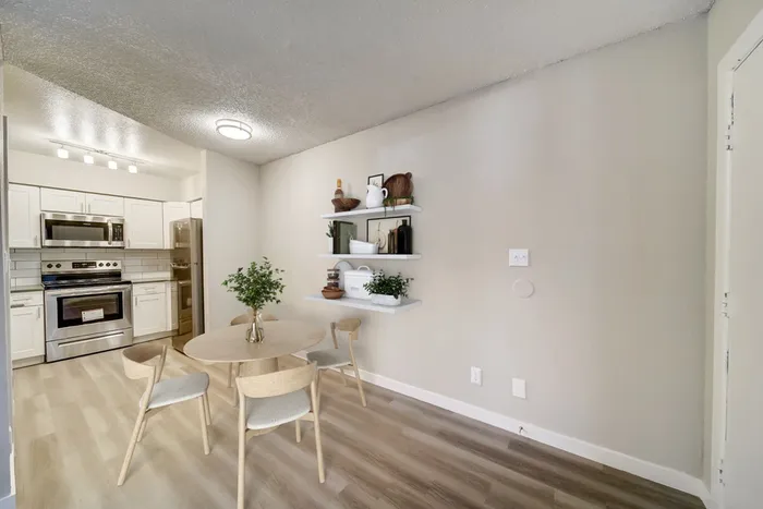Rise on Cave Creek Apartments