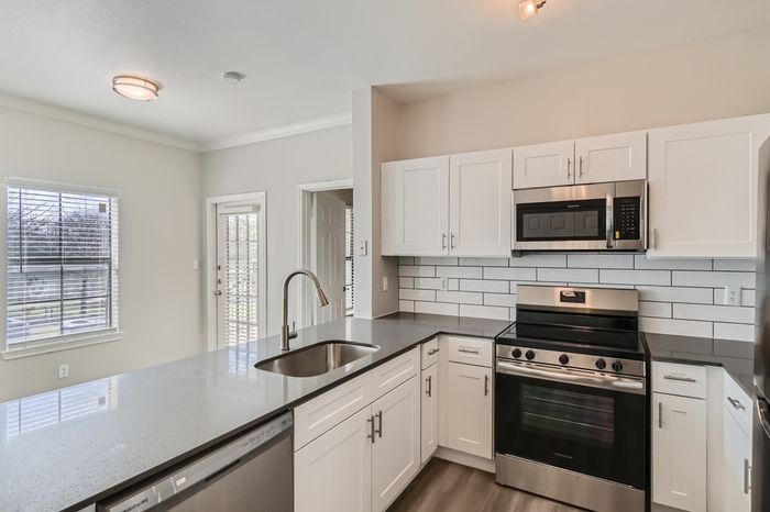Rise Creekside Apartments