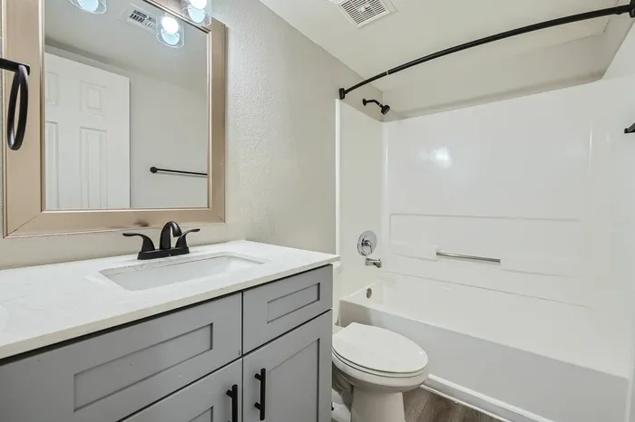 Rise Encore Apartments