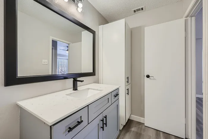 A2 Platinum - 1 Bed 1 Bath