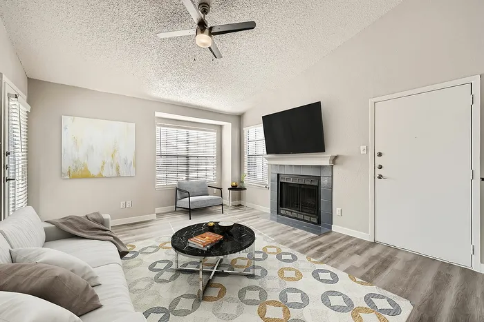 B1 Platinum - 2 Bed 1 Bath