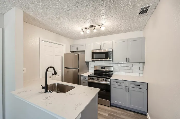 B2 Platinum - 2 Bed 2 Bath