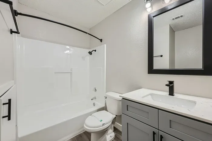 B2 Platinum - 2 Bed 2 Bath