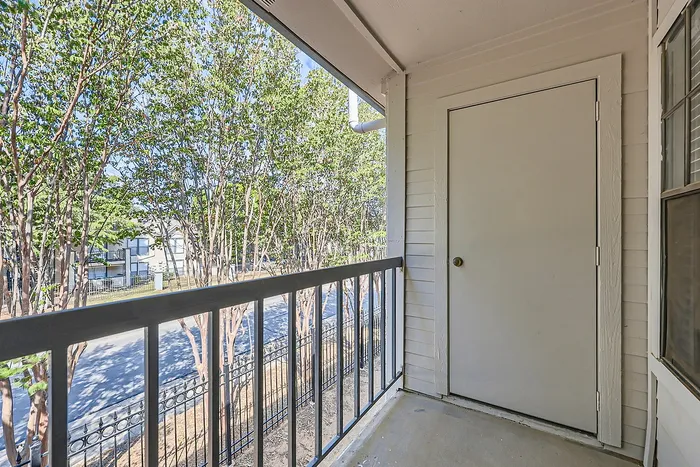 B2 Platinum - 2 Bed 2 Bath