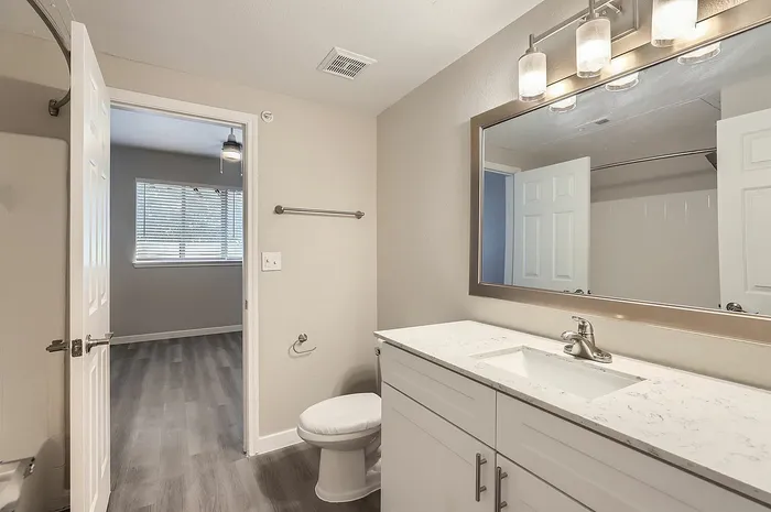 C1 Platinum - 3 Bed 2 Bath