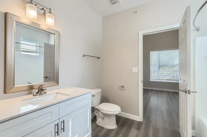 C1 Platinum - 3 Bed 2 Bath