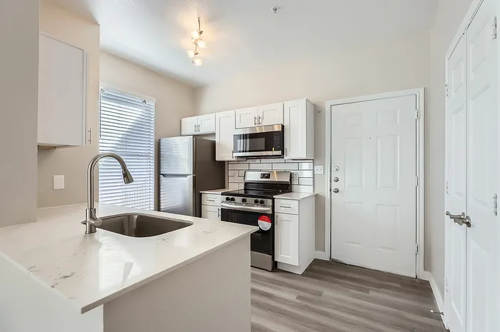 A1 Platinum - 1 Bed 1 Bath