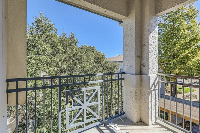 A1 Platinum - 1 Bed 1 Bath