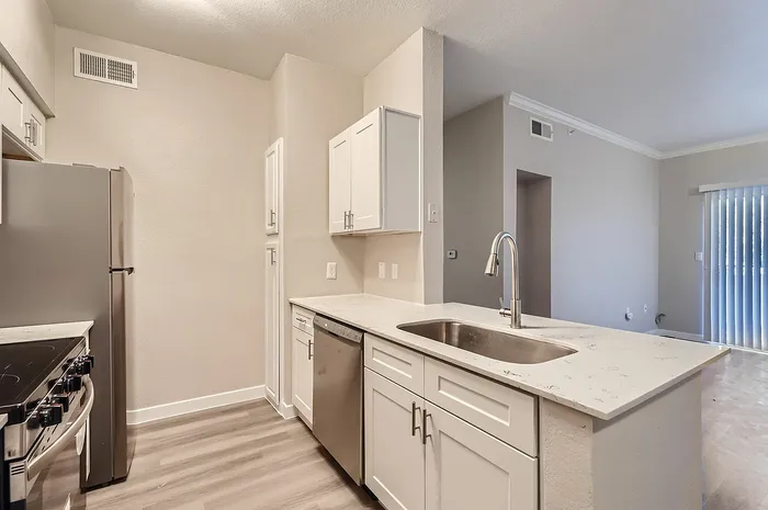 B1 Platinum - 2 Bed 2 Bath