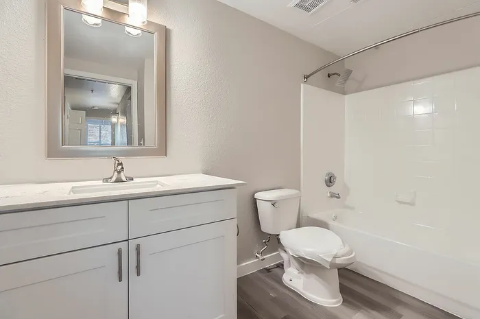 B1 Platinum - 2 Bed 2 Bath