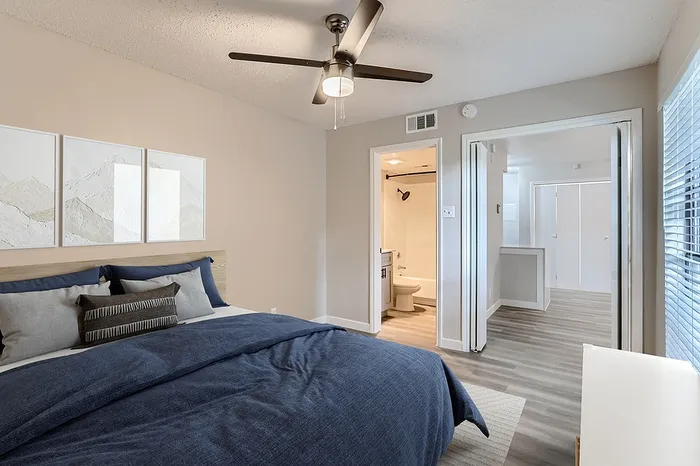 Rise at Highland Meadows Apartments