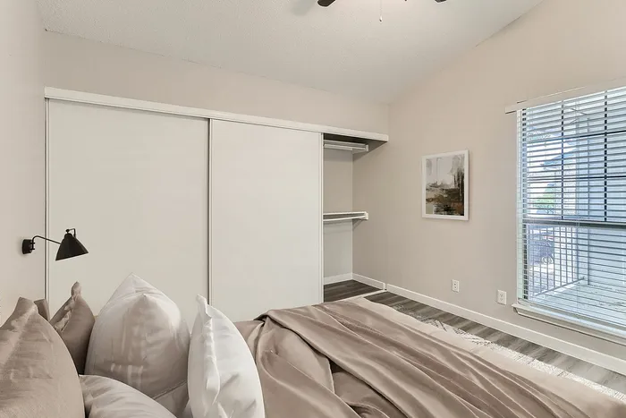 Rise at Highland Meadows Apartments
