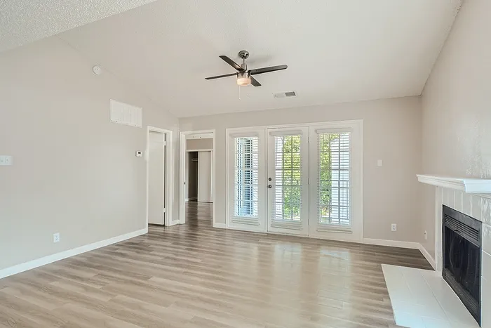 Rise at Highland Meadows Apartments