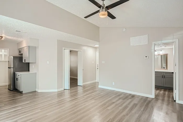 Rise at Highland Meadows Apartments