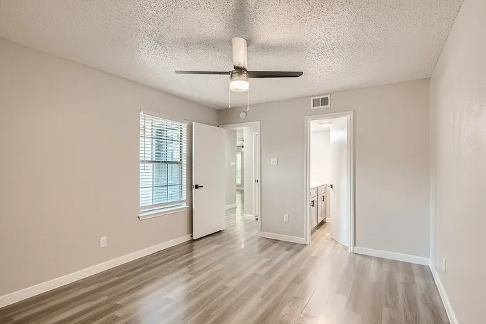 Rise at Highland Meadows Apartments