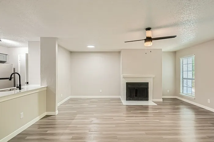 Rise at Highland Meadows Apartments