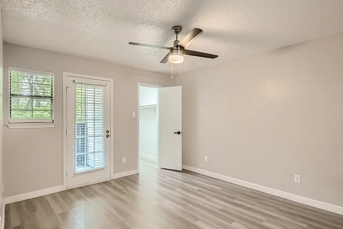 Rise at Highland Meadows Apartments