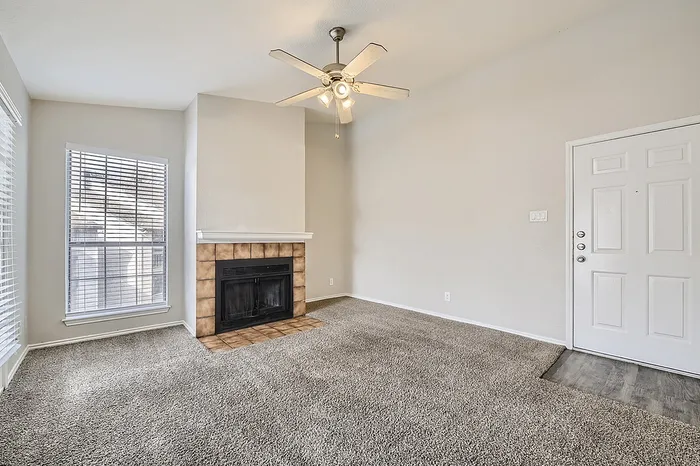 Rise at Highland Meadows Apartments