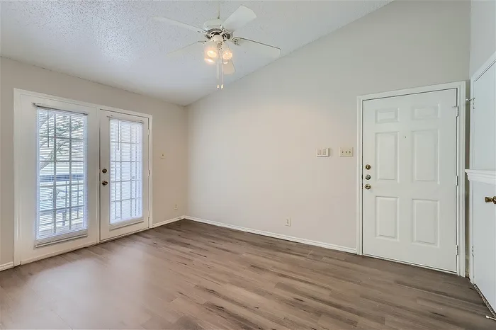 Rise at Highland Meadows Apartments