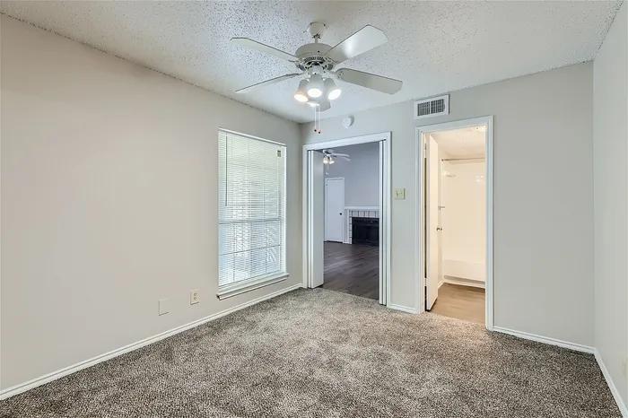 Rise at Highland Meadows Apartments