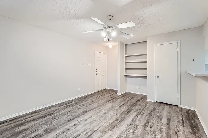 Rise at Highland Meadows Apartments