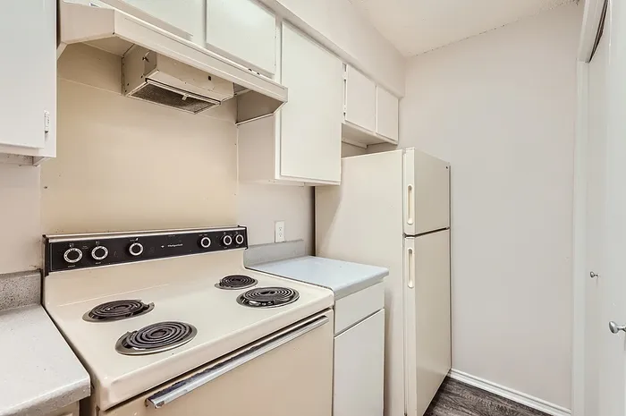 Rise at Highland Meadows Apartments
