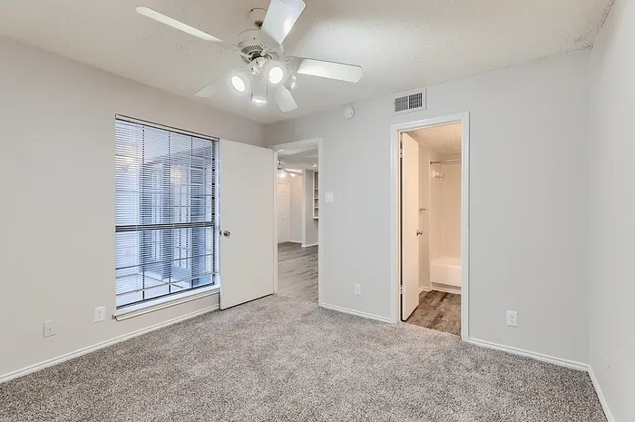 Rise at Highland Meadows Apartments