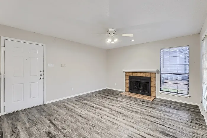 Rise at Highland Meadows Apartments