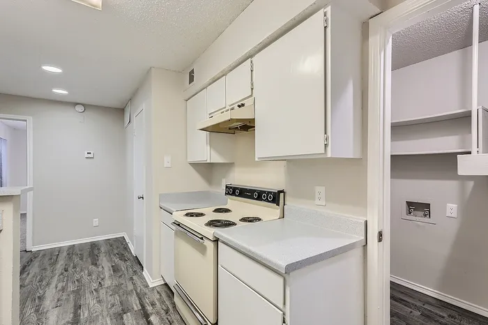 Rise at Highland Meadows Apartments