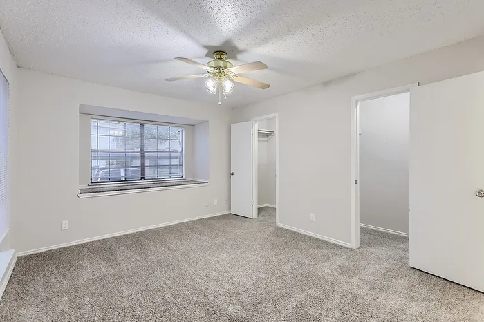 Rise at Highland Meadows Apartments