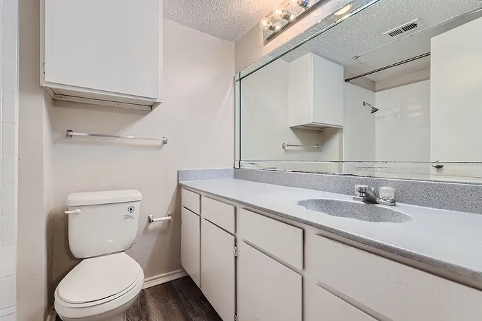 Rise at Highland Meadows Apartments