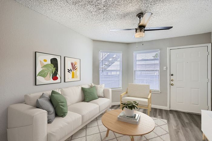Rise at Town East Apartments