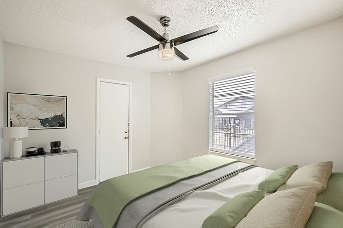 Rise at Town East Apartments