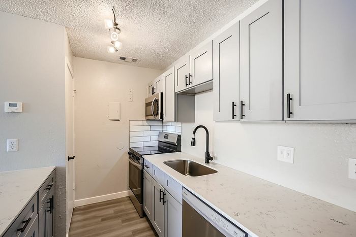 Rise at Town East Apartments