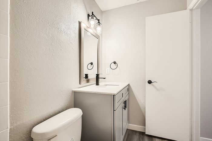 Rise at Town East Apartments
