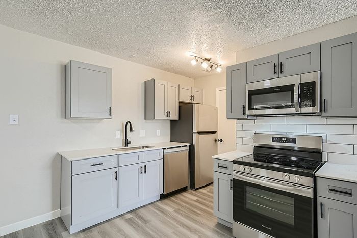 Rise at Town East Apartments