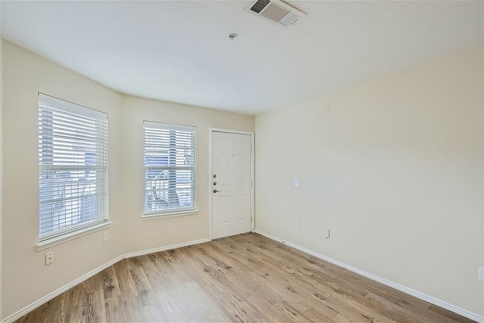 Rise at Town East Apartments