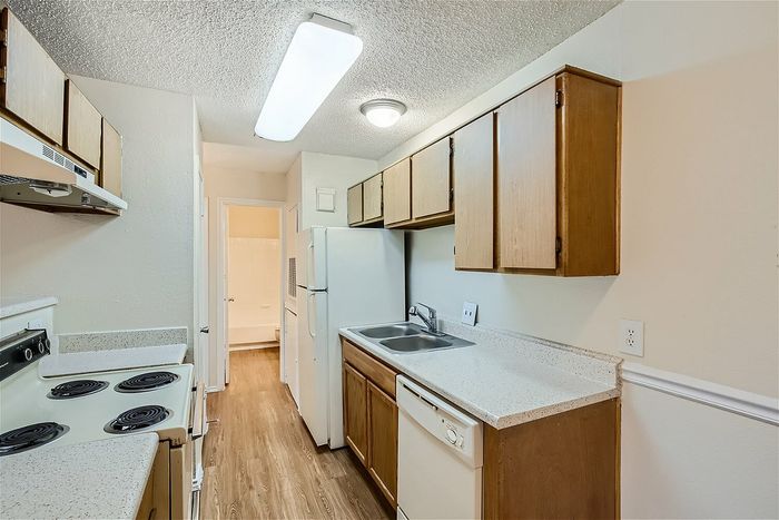 Rise at Town East Apartments