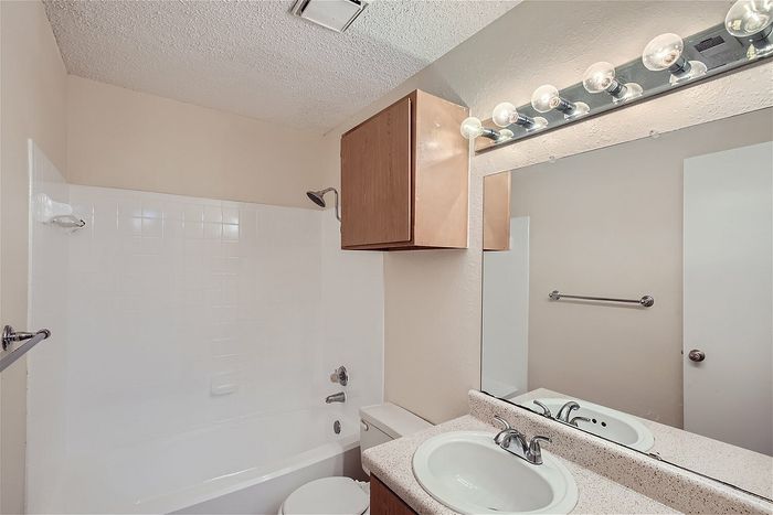 Rise at Town East Apartments