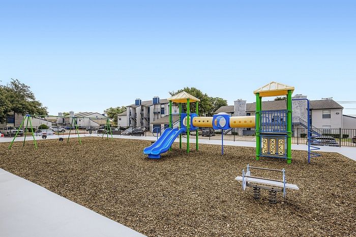 Rise at Town East Amenities