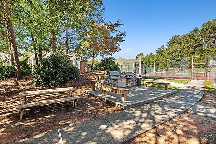 Rise Bridgeview Amenities