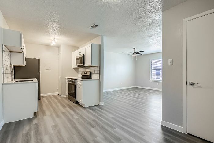A2 Platinum - 1 Bed 1 Bath