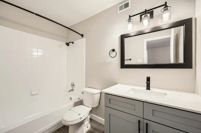 B1 Platinum - 2 Bed 2 Bath