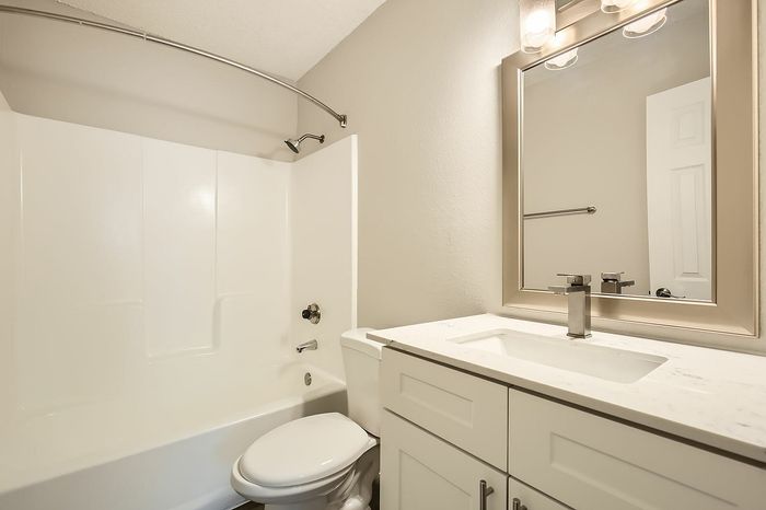 C1 Platinum - 3 Bed 2 Bath