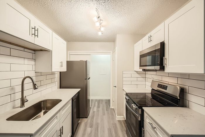 B1 Platinum - 2 Bed 2 Bath