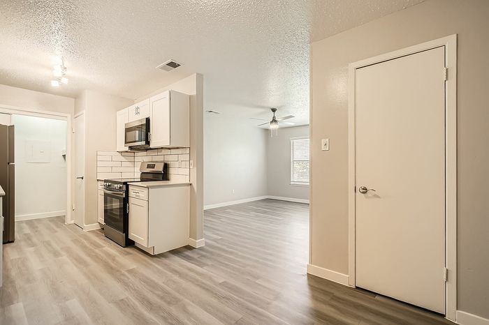 B1 Platinum - 2 Bed 2 Bath