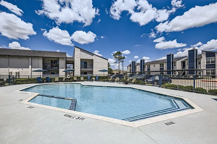 Rise Gateway Pool