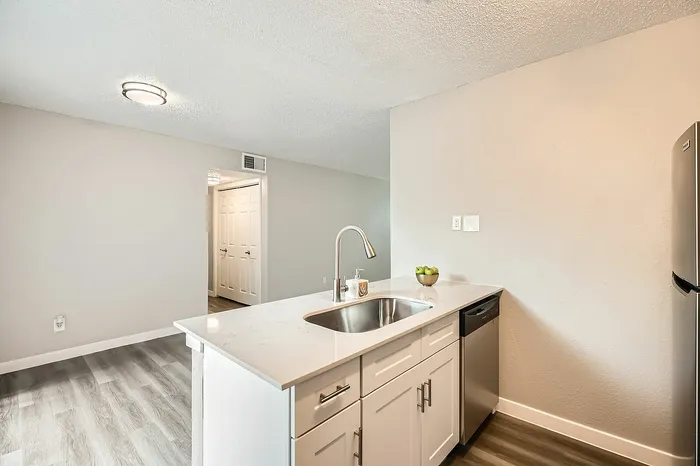 B2 Reno - 2 Bed 2 Bath