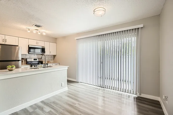 B2 Reno - 2 Bed 2 Bath